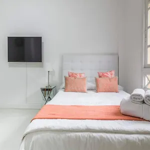  Apartment Lovely At The Heart! Spain